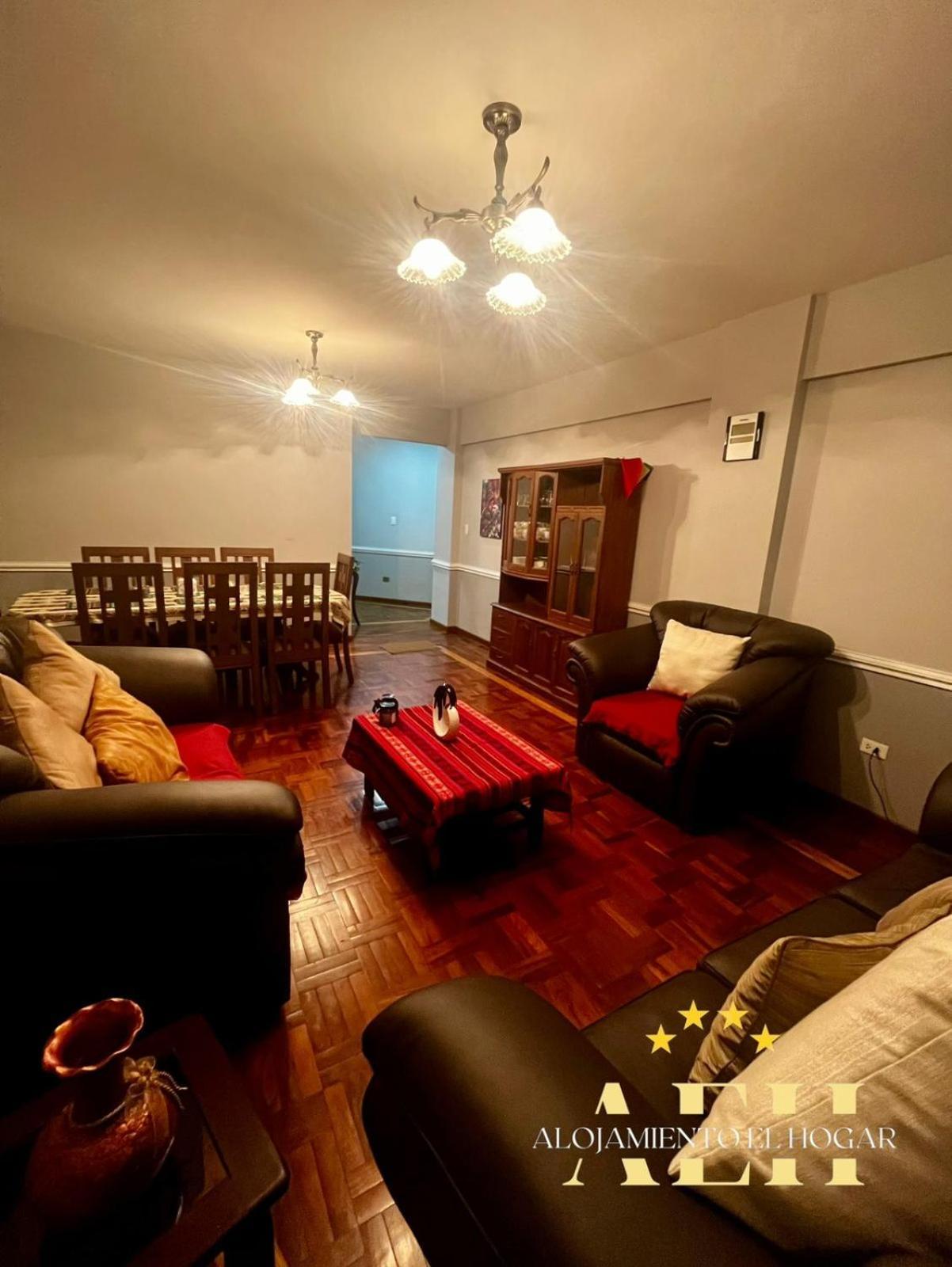 El Hogar - Sucursal Calle Julio Mendez Y Obispo Anaya Con Garaje Cubierta *
